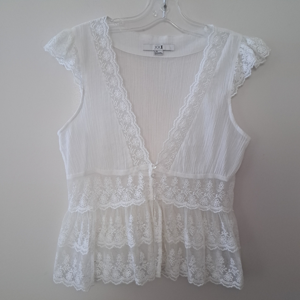 Forever 21 White Lace Blouse